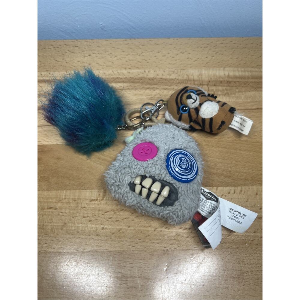 Fuggler – Sasquootch Keyring Funny Ugly Monster Bag Clip Rare HTF Plus 3 Random